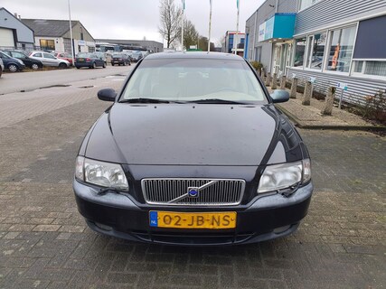 Volvo-S80
