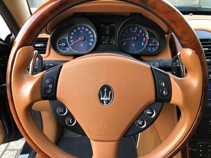 Maserati-Quattroporte