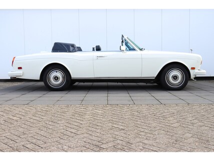 Rolls-Royce-Corniche