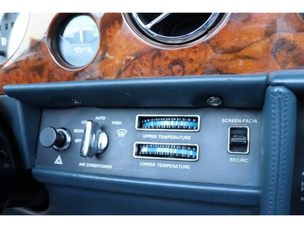 Rolls-Royce-Corniche