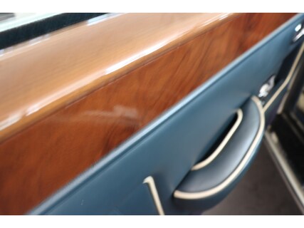 Rolls-Royce-Corniche