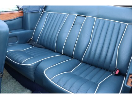 Rolls-Royce-Corniche