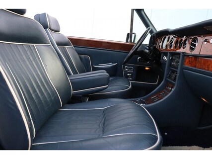 Rolls-Royce-Corniche
