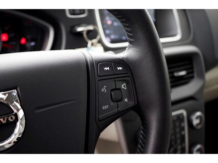 Volvo-V40 Cross Country