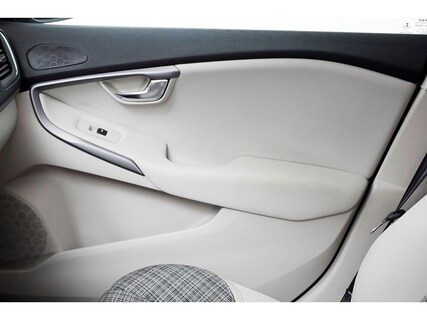 Volvo-V40 Cross Country