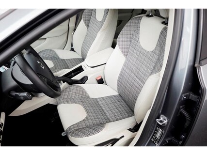 Volvo-V40 Cross Country