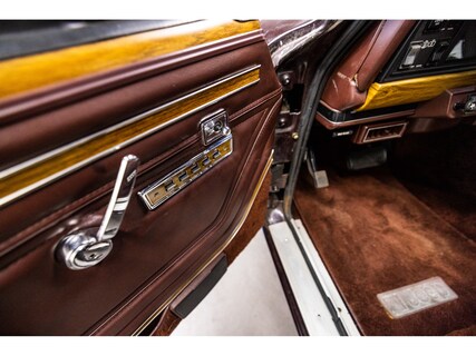 Jeep-Wagoneer