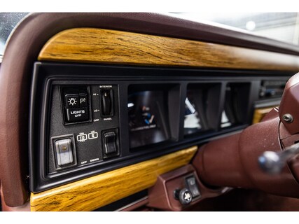 Jeep-Wagoneer