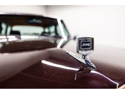 Jeep-Wagoneer