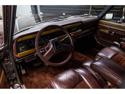 Jeep-Wagoneer