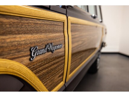 Jeep-Wagoneer