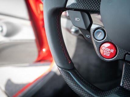 Ferrari-F8 Tributo