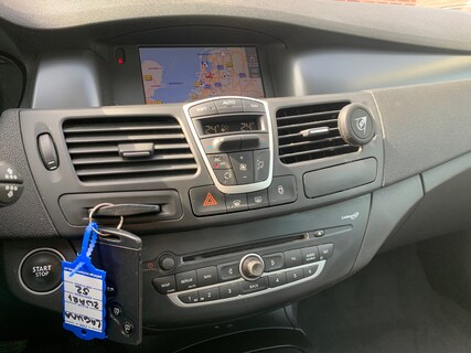 Renault-Laguna