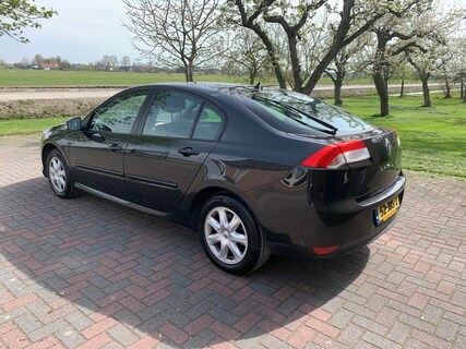 Renault-Laguna