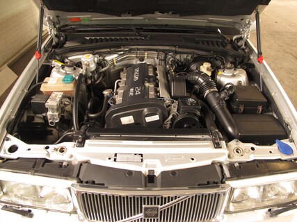 Volvo-V90