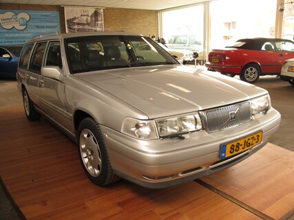 Volvo-V90