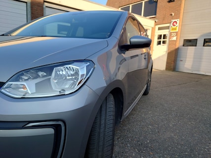 Volkswagen-e-Up!