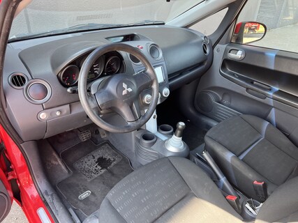 Mitsubishi-Colt