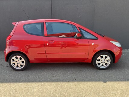 Mitsubishi-Colt