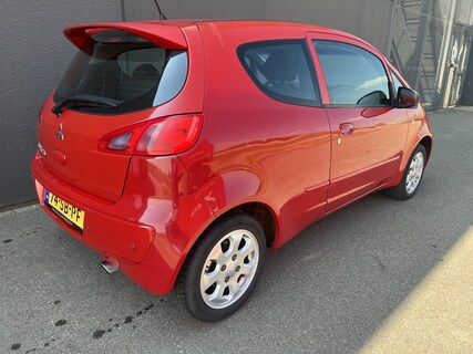 Mitsubishi-Colt