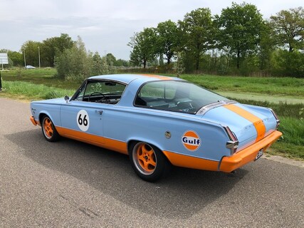 Plymouth-Barracuda