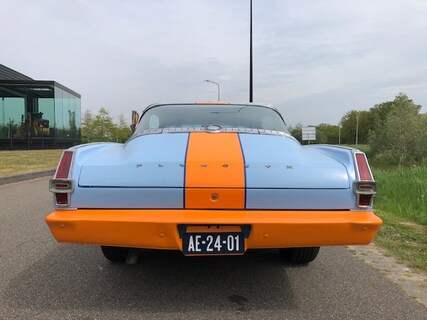 Plymouth-Barracuda
