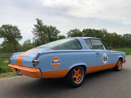 Plymouth-Barracuda