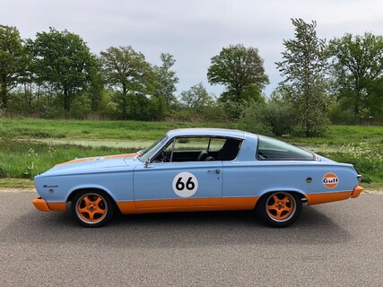Plymouth-Barracuda