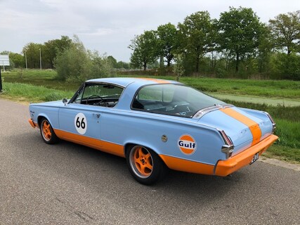 Plymouth-Barracuda