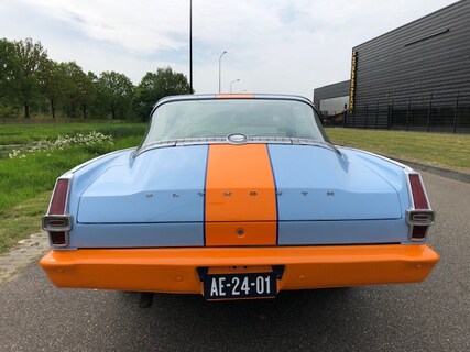 Plymouth-Barracuda
