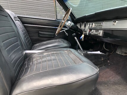 Plymouth-Barracuda