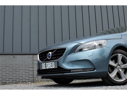 Volvo-V40