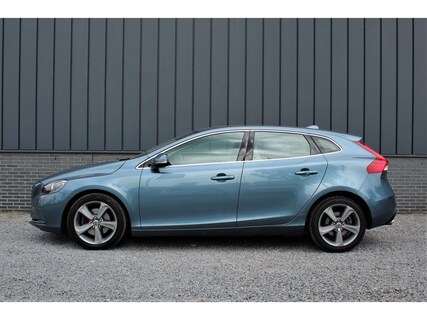Volvo-V40