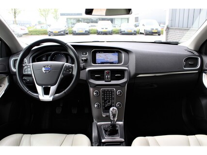 Volvo-V40