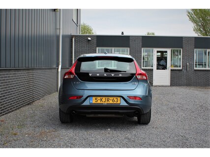 Volvo-V40