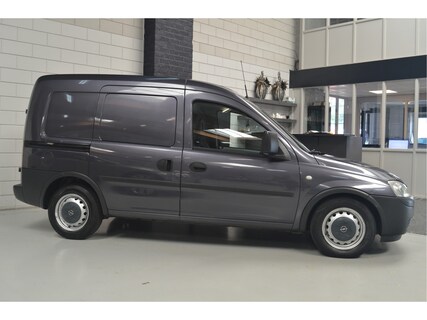 Opel-Combo