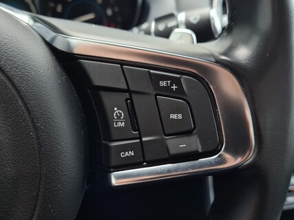Jaguar-XE
