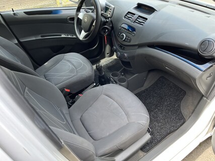 Chevrolet-Spark
