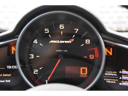 McLaren-MP4-12C