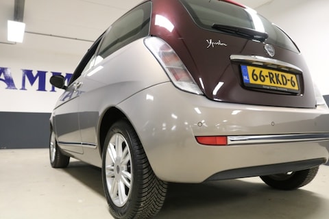 Lancia-Ypsilon