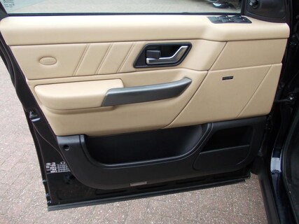Land Rover-Range Rover Sport