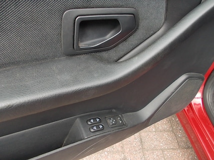 Peugeot-306