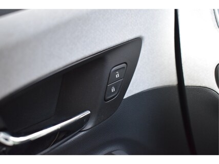 Opel-Ampera-e