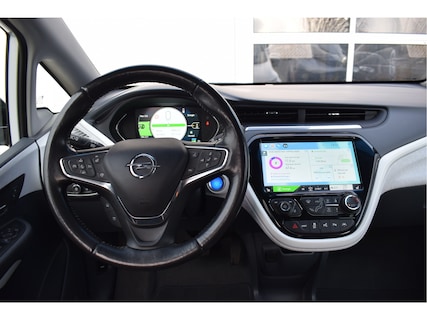Opel-Ampera-e