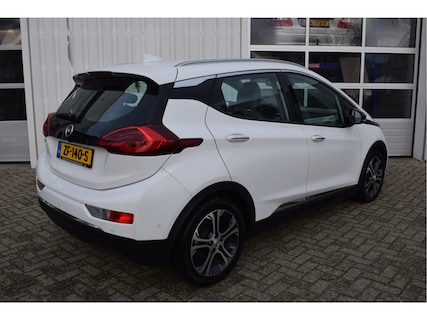 Opel-Ampera-e
