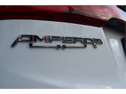 Opel-Ampera-e