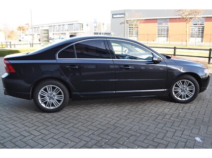 Volvo-S80