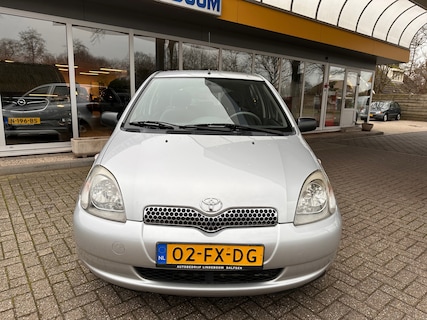 Dan Stoffig maag Toyota Yaris uit 2000 occasion kopen? | AutoTrack.nl