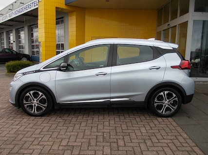 Opel-Ampera-e