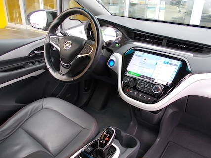 Opel-Ampera-e